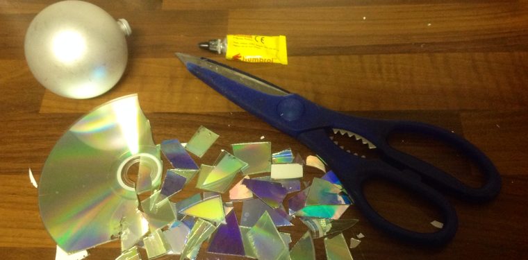 Decoración de Navidad con Materiales Reciclados