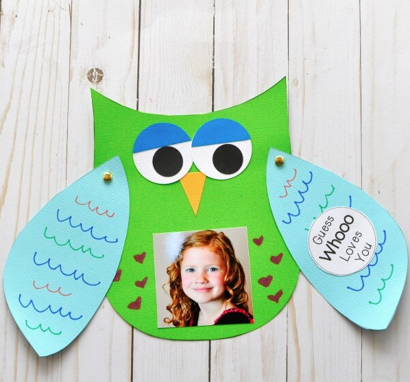 Tarjetas para el día del padre con materiales reciclados búho con foto