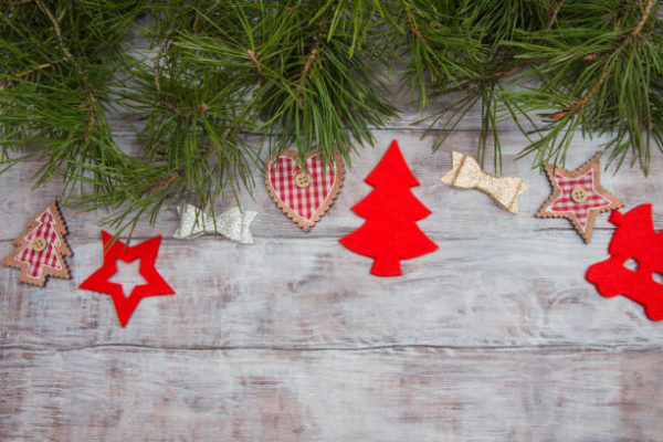 Adornos de navidad con fieltro manualidades faciles adornos distintos