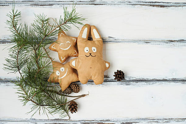 Adornos de navidad con fieltro manualidades faciles muñecos