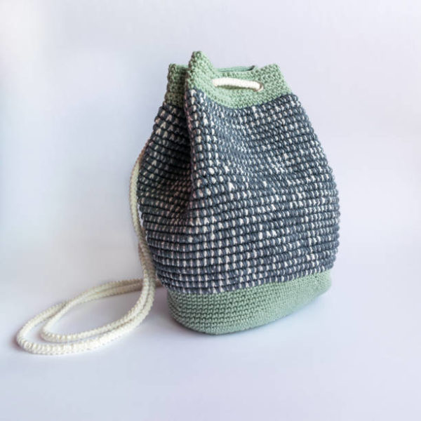 Como hacer bolsa ganchillo paso a paso bolsas modernas FOTOS forma cubo