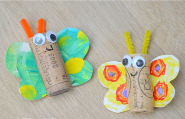 Mejores manualidades con corcho MANUALIDADES PARA NIÑOS mariposa