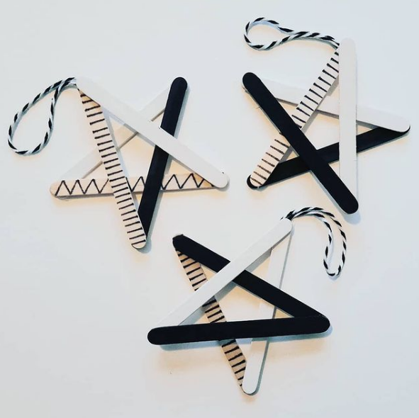 Manualidades de Navidad para niños para hacer este puente de Diciembre estrellas para colgar