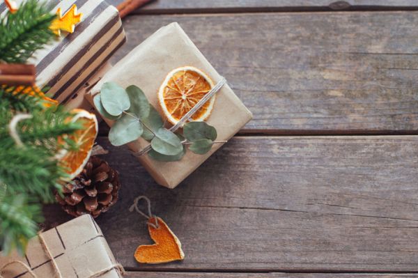 Manualidades para niños dia del arbol con naranja 