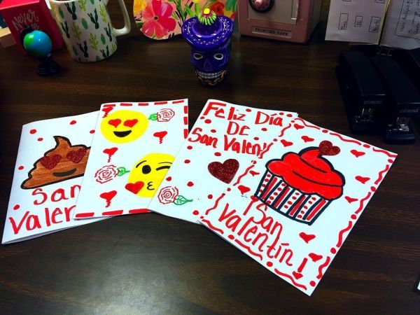 Postales de San Valentín con emojis