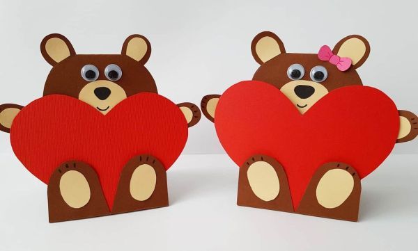 Postales de corazón con oso