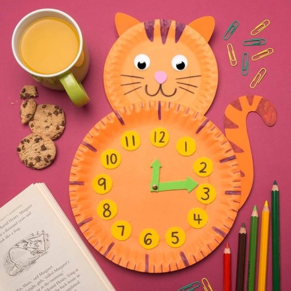 Mejores manualidades dia internacional gato reloj gato