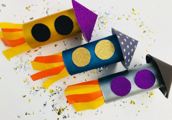 Manualidades faciles de verano para ninos FOTOS cohete carton