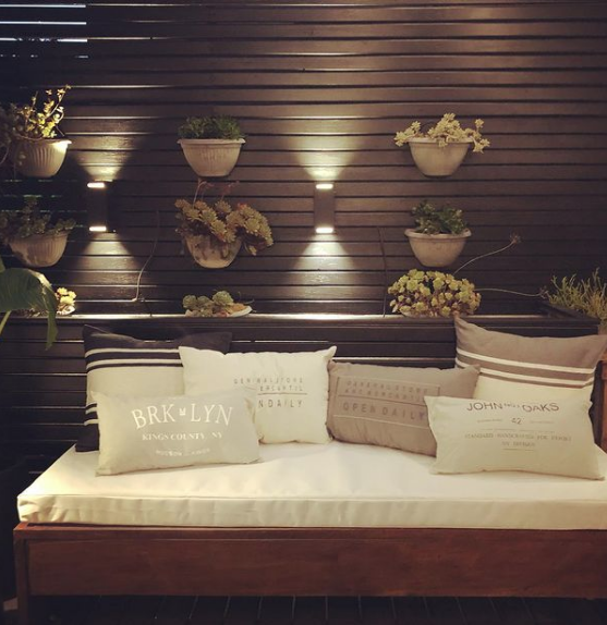 30 Ideas para decorar la terraza en Primavera Verano cama balinesa