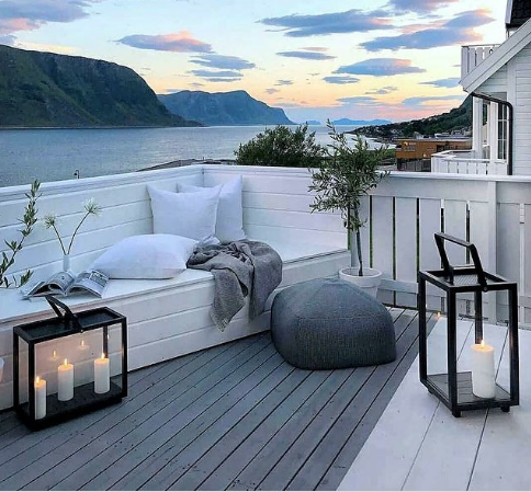 30 Ideas para decorar la terraza en Primavera Verano blanco mar