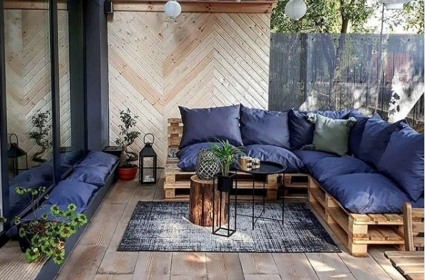 30 Ideas para decorar la terraza en Primavera Verano azul oscura