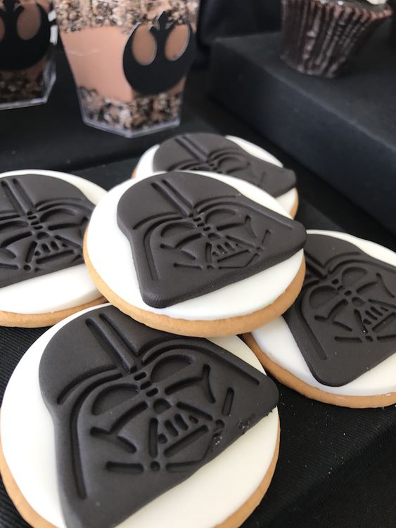 Manualidades de Star Wars para niños en galletas