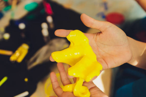 Como se hace el slime casero paso a paso para ninos 13