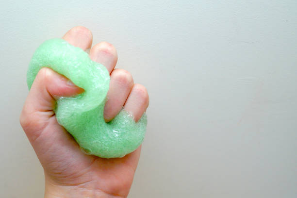 Como se hace el slime casero paso a paso para ninos 17