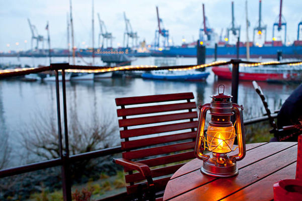 Las mejores ideas para iluminar tu jardin sin contaminar quinque