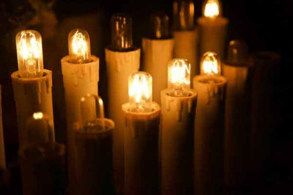 Las mejores ideas para iluminar tu jardin sin contaminar velas bateria larga