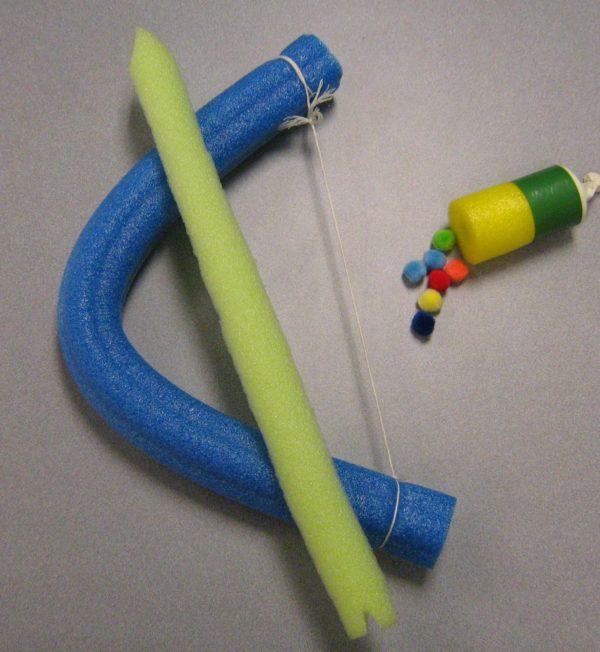 Manualidades para hacer con churros de piscina para ninos arco