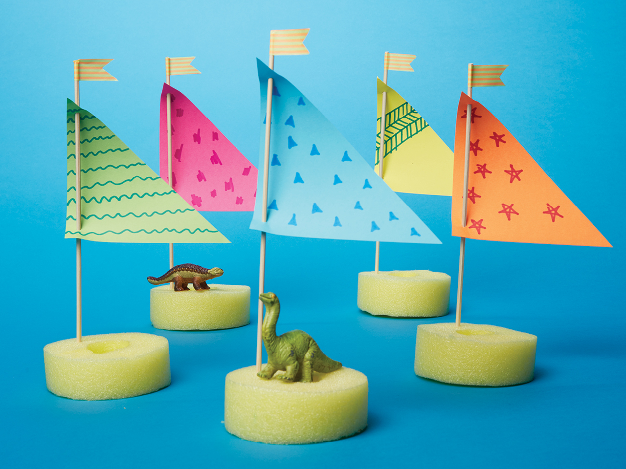 Manualidades para hacer con churros de piscina para ninos barquitos