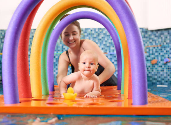 Manualidades para hacer con churros de piscina para ninos bebe