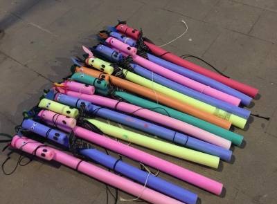 Manualidades para hacer con churros de piscina para ninos caballitos de juguete