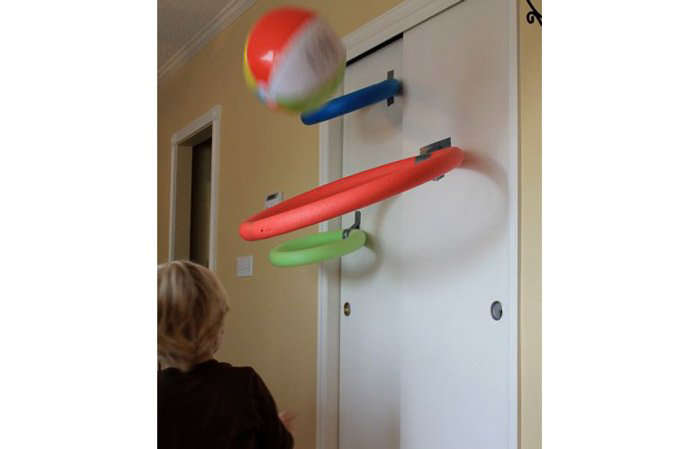 Manualidades para hacer con churros de piscina para ninos canasta baloncesto