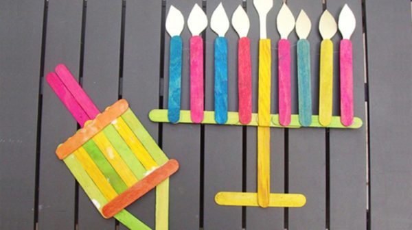 Ideas de manualidades para ninos para el dia de hanukkah FOTOS menorah palitos helado