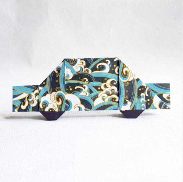 los Origami más sencillos para hacer con personas mayores y celebrar el Día Mundial del Origami coche